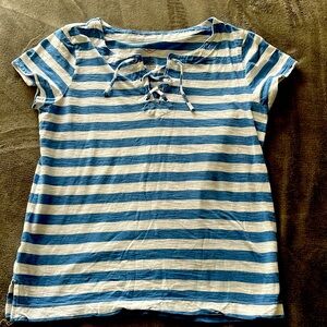 Summer top with short sleeves